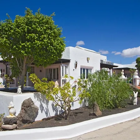 O Pazo Da Xakina Hostel Tías
